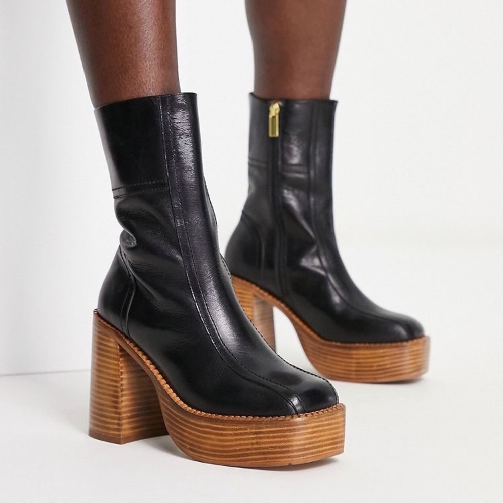 ISO these boots from ASOS in a size 9 or very similar